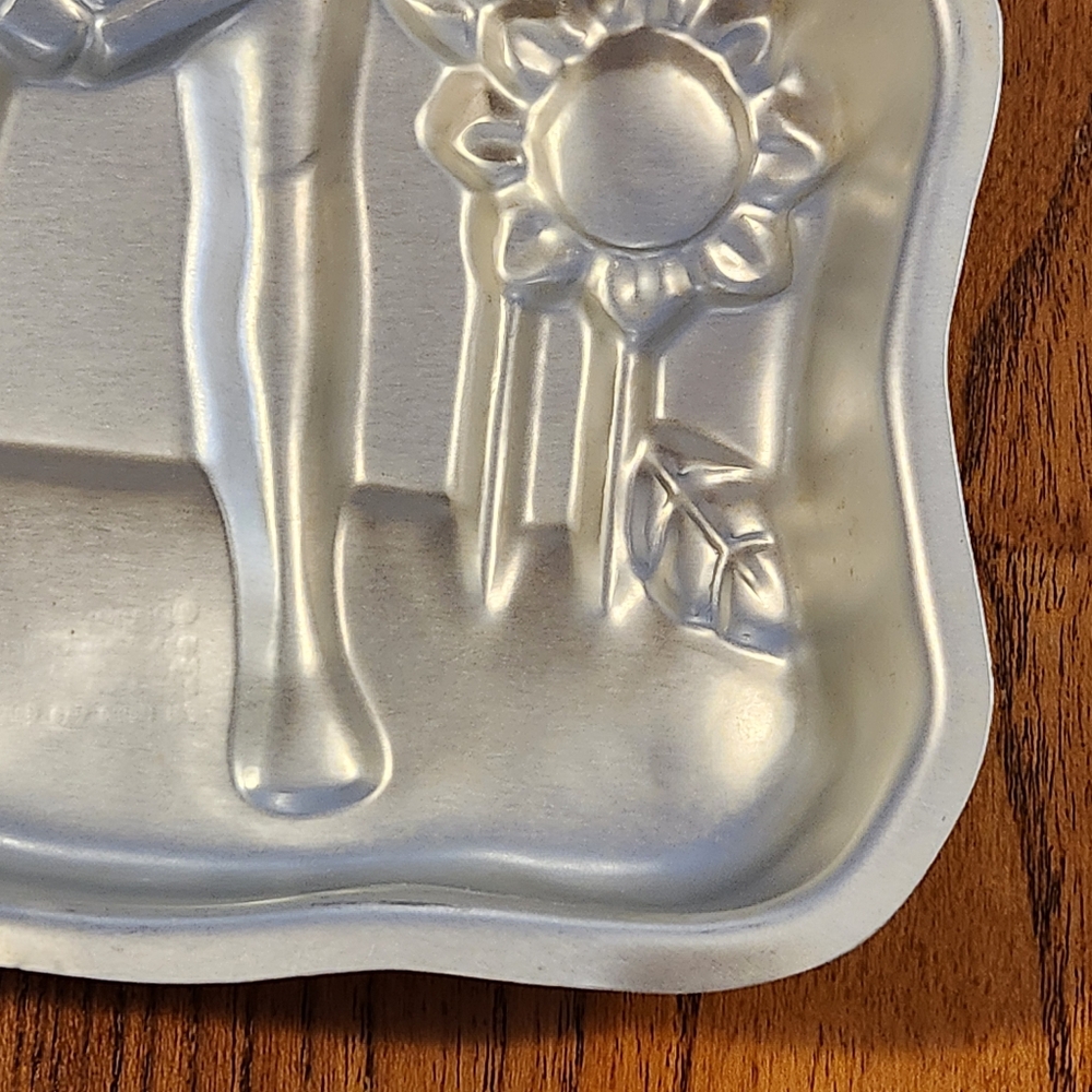 1995 Pocahontas Wilton Cake Pan Vintage 1990s Disney Birthday Cake Pan VTG - Picture 7 of 14